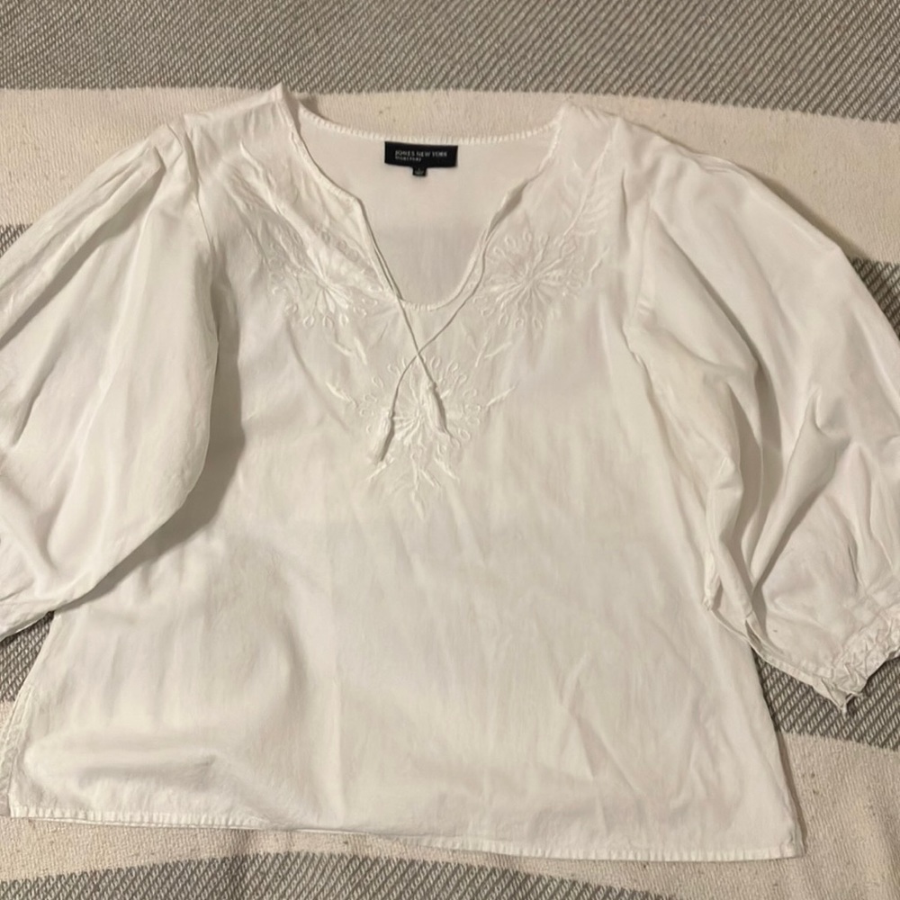 Jones New York signature blouse size L